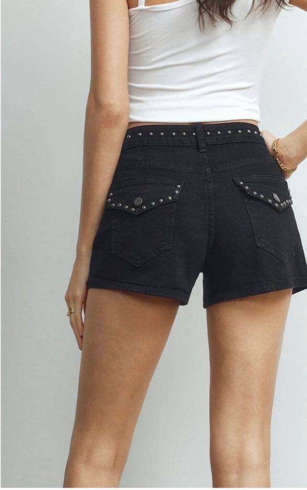 Short Sara