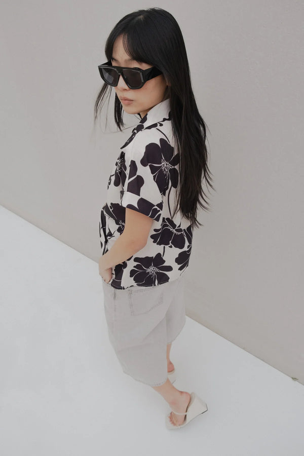 Camisa nudo estampada