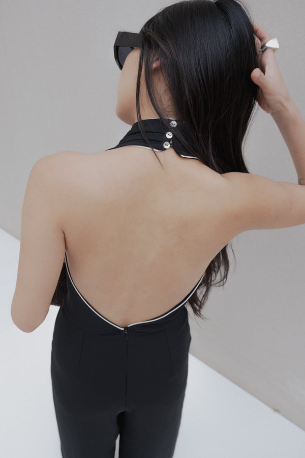 Mono halter contraste
