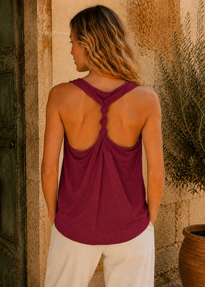Camiseta top nudo